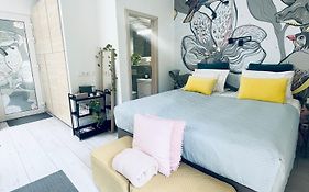Fifteen Boutique Rooms Budapest With Self Check-In